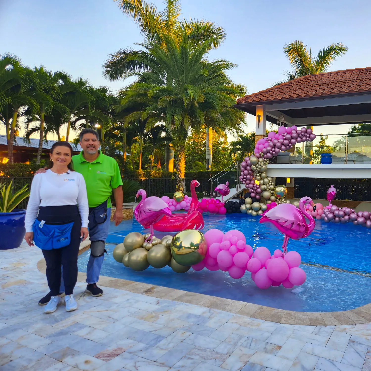 Decoración para fiesta en la piscina fantasía de burbujas y flamingo